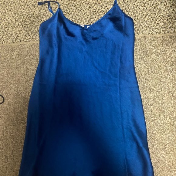 Wilfred slip dress size large. Fits small - Picture 2 of 2